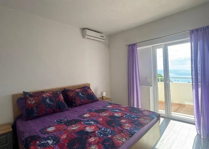 Apartman Lile *
